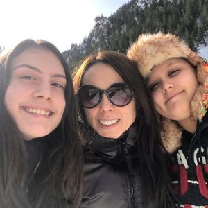 Meet your Posher, Claudia